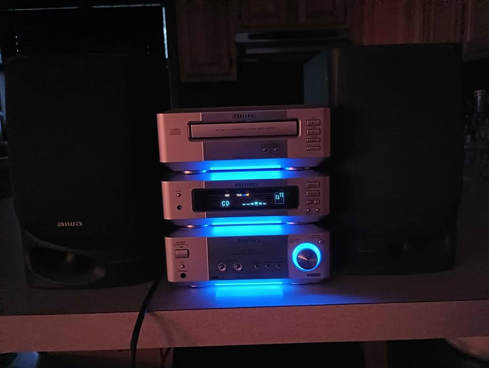 Aiwa compact component stereo system