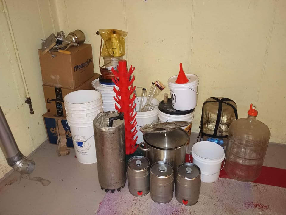 Home Brewing Lot