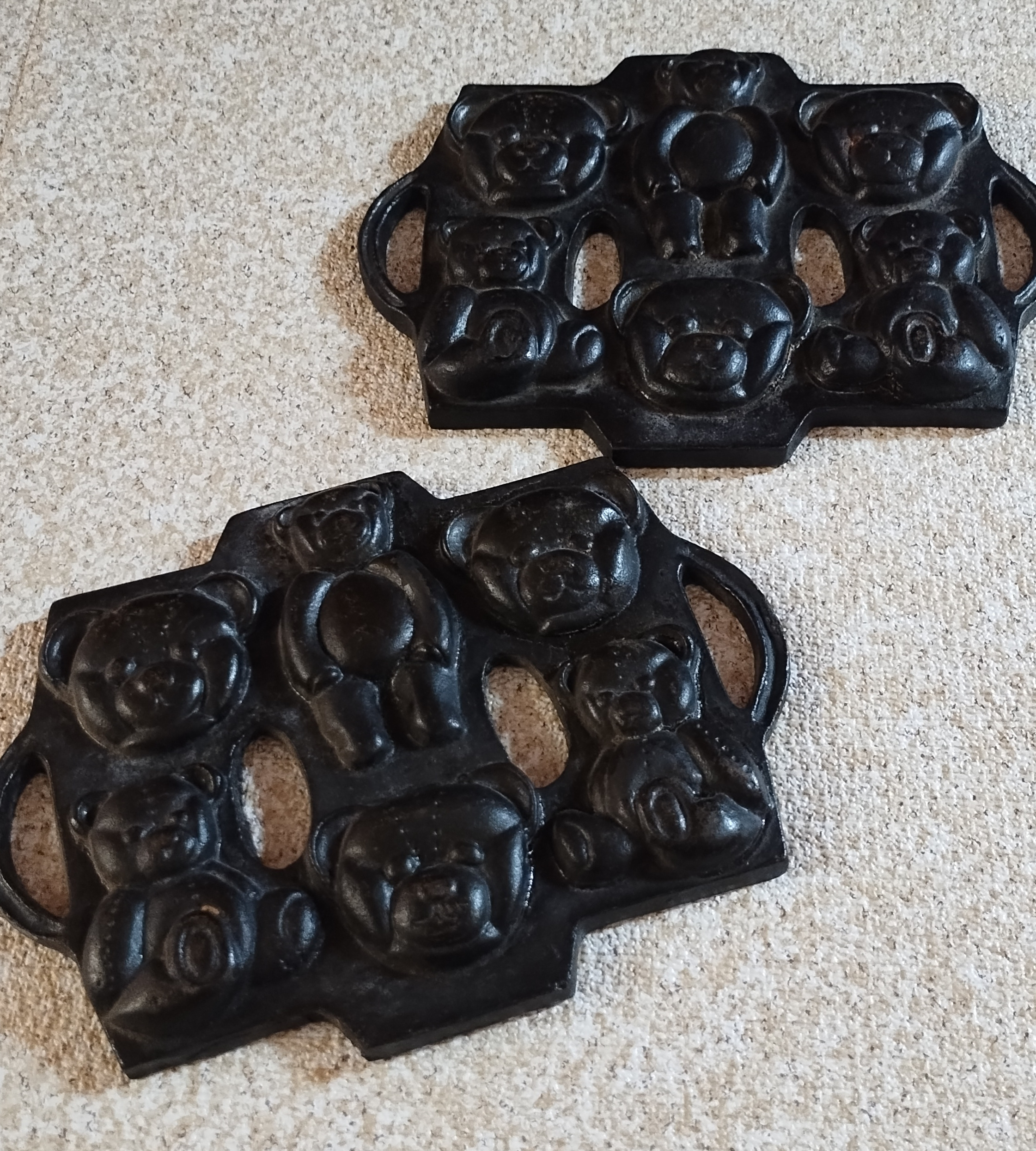 Cast Iron Teddy Bear Molds