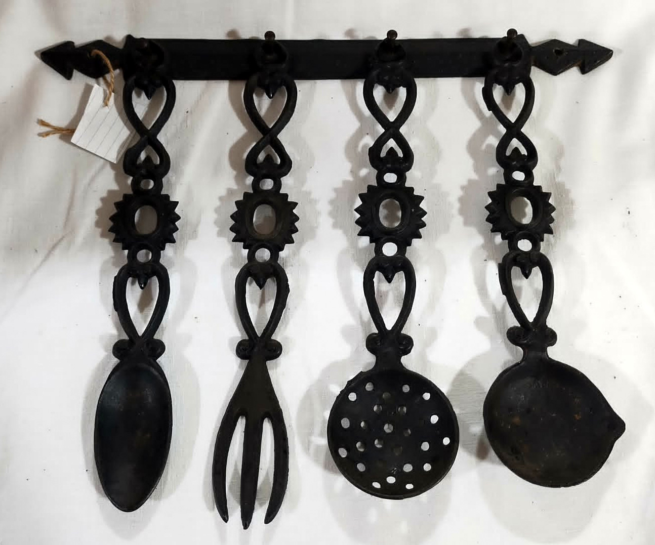 Cast Iron Wall Mounted Utensils bxD